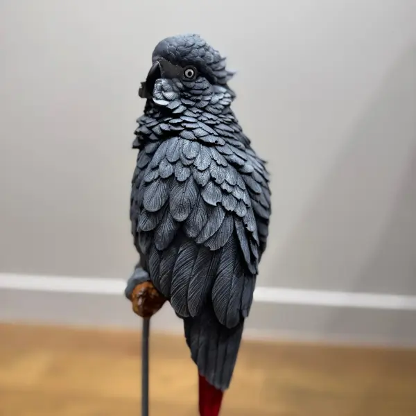 Elegant Parrot Statues with Handmade Details – Decorative Sculpture Set for Home or Office 