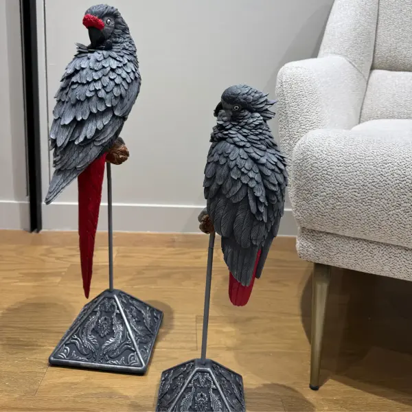 Elegant Parrot Statues with Handmade Details – Decorative Sculpture Set for Home or Office 