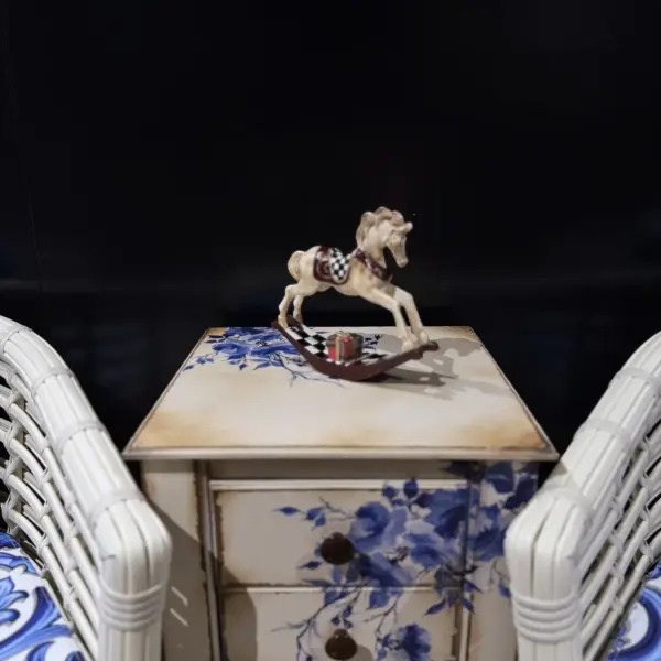 Handcrafted Decorative Rocking Horse Figurine – Elegant Checkered and Gift Accent Design